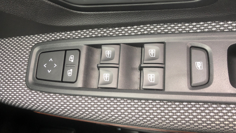 Dacia Sandero Stepway 1.0 TCe Journey 5dr CVT Petrol Hatchback